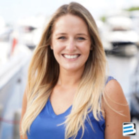 Hi I'm Alex, I live in Florida and Moving Soon! - Picture 2 of 2